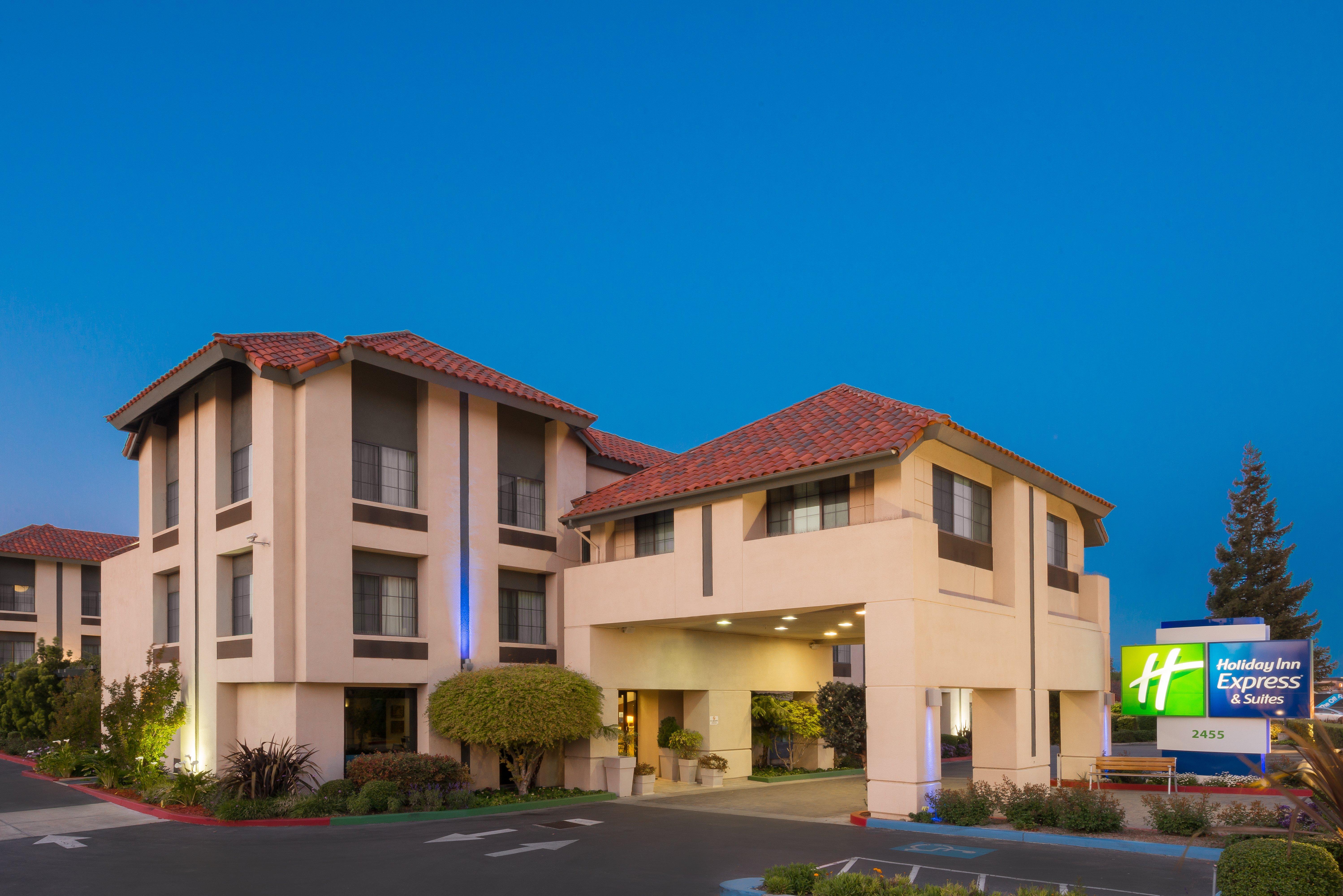 Holiday Inn Express Hotel&Suites Santa Clara - Silicon Valley, an IHG Hotel Exterior foto